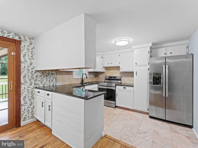 1333 SHERWOOD DR, West Chester, PA 19380