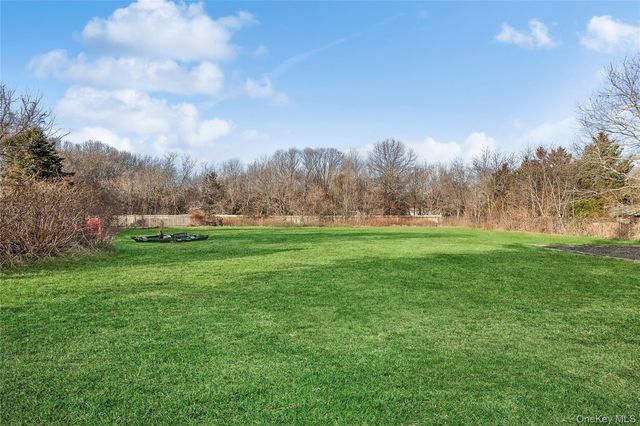 23 Janet Street, Port Jefferson Station, NY 11776