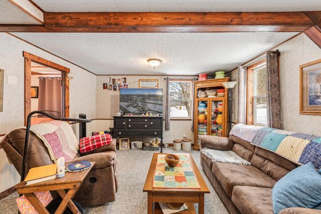 S2232 State Road 35, Alma, WI 54610