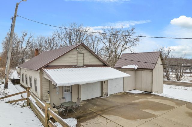 S2232 State Road 35, Alma, WI 54610