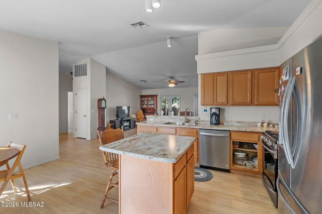 2313 W Horseshoe Place, Tucson, AZ 85745