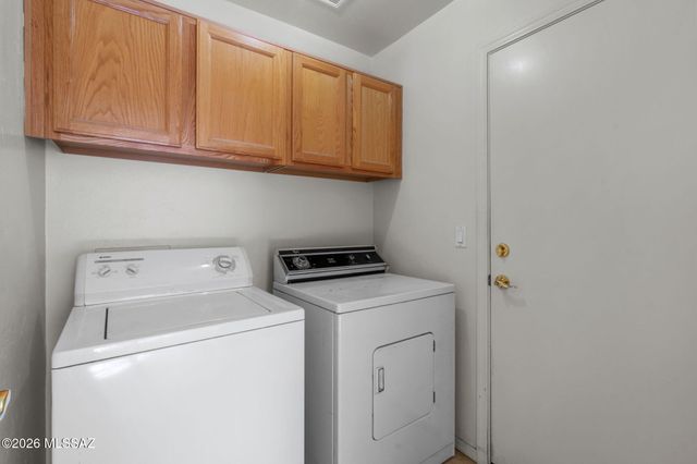 2313 W Horseshoe Place, Tucson, AZ 85745