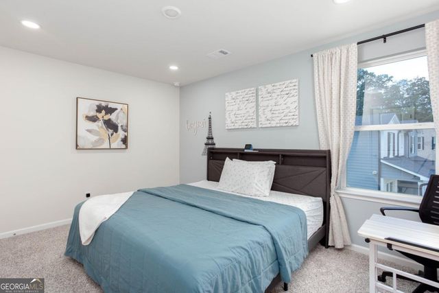 607 Runnel Drive, Woodstock, GA 30188