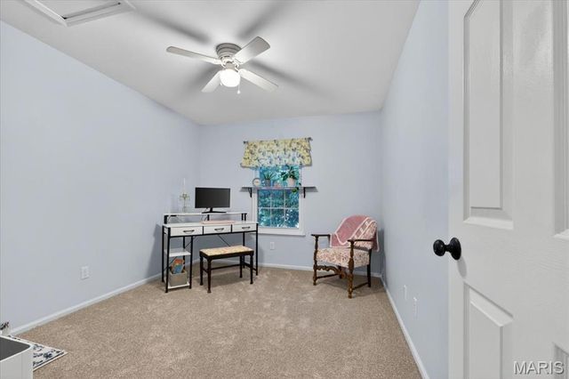 1440 Surrey Lane, St Peters, MO 63304