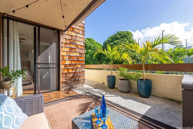 1015 Aoloa Place 243, Kailua, HI 96734