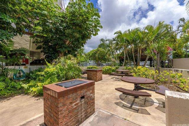 1015 Aoloa Place 243, Kailua, HI 96734