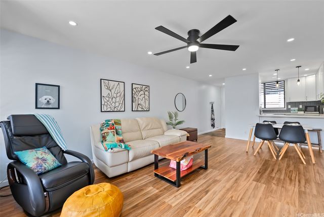 1015 Aoloa Place 243, Kailua, HI 96734