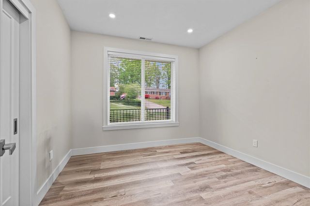 308 Pineridge Drive, Spartanburg, SC 29303