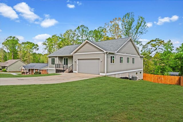 308 Pineridge Drive, Spartanburg, SC 29303