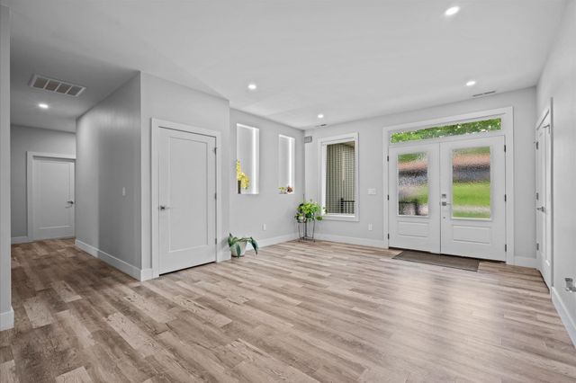 308 Pineridge Drive, Spartanburg, SC 29303