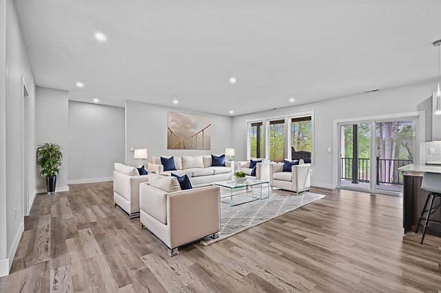 308 Pineridge Drive, Spartanburg, SC 29303