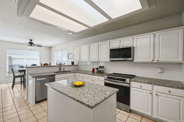 8506 Chessington Drive, San Antonio, TX 78254