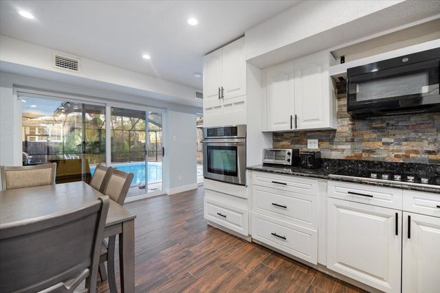 432 COUNTRY CLUB DRIVE, Oldsmar, FL 34677