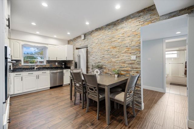 432 COUNTRY CLUB DRIVE, Oldsmar, FL 34677