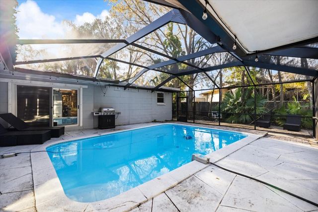 432 COUNTRY CLUB DRIVE, Oldsmar, FL 34677