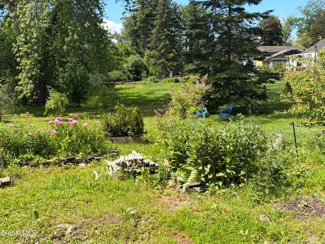 3002 Consaul Road, Schenectady, NY 12304
