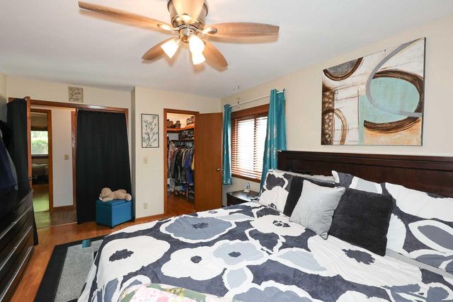 8035 W Bruss LANE, Franklin, WI 53132