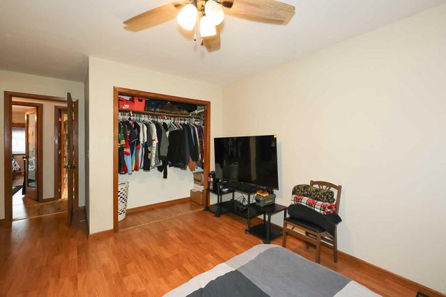 8035 W Bruss LANE, Franklin, WI 53132