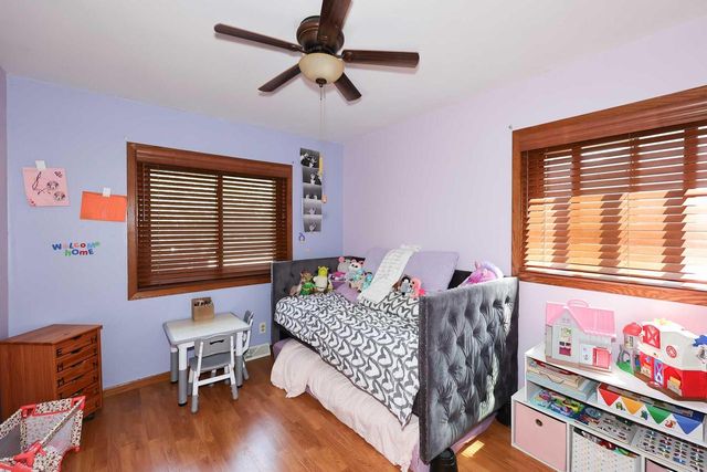 8035 W Bruss LANE, Franklin, WI 53132