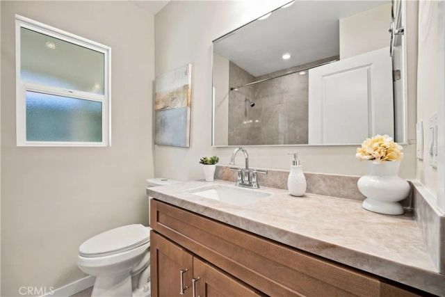 10512 Samoa Ave, Tujunga, CA 91042