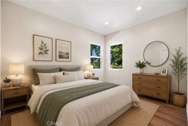 10512 Samoa Ave, Tujunga, CA 91042