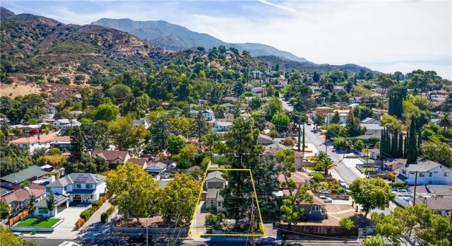 10512 Samoa Ave, Tujunga, CA 91042