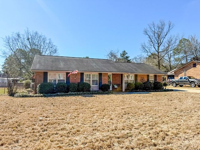 2000 Lancaster Drive, Columbus, GA 31904