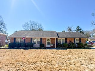 2000 Lancaster Drive, Columbus, GA 31904