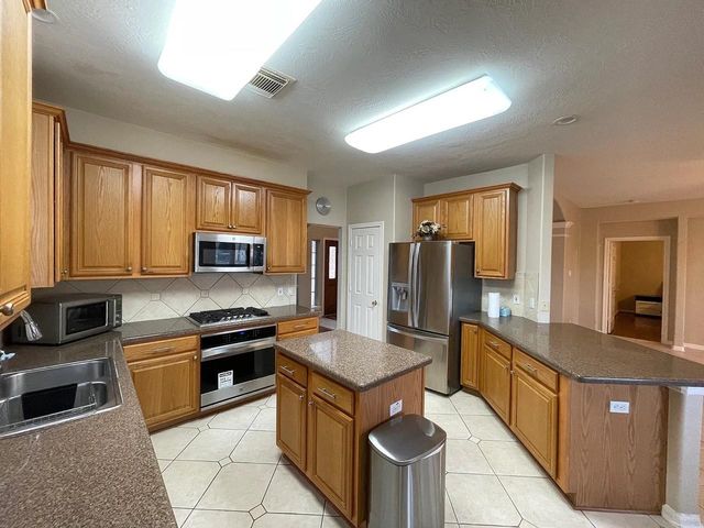 14207 Cairns Court, Sugar Land, TX 77498