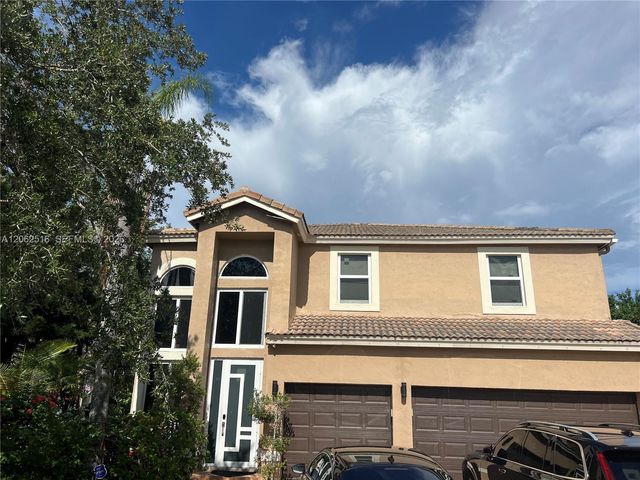 5291 NW 113th Ave, Coral Springs, FL 33076