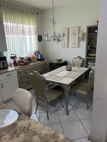 5291 NW 113th Ave, Coral Springs, FL 33076
