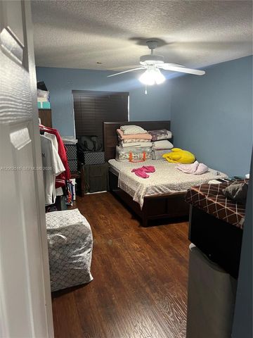 5291 NW 113th Ave, Coral Springs, FL 33076