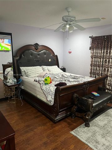 5291 NW 113th Ave, Coral Springs, FL 33076