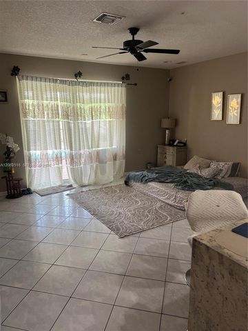5291 NW 113th Ave, Coral Springs, FL 33076