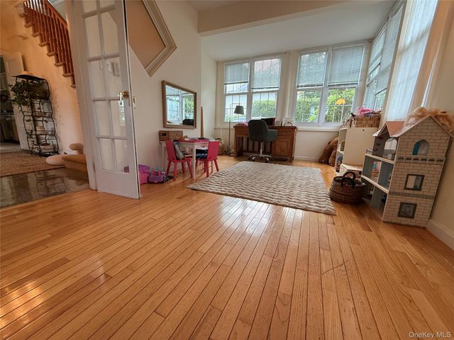 179 Woodruff Avenue, Scarsdale, NY 10583