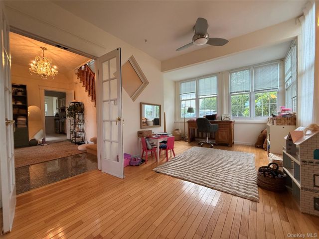 179 Woodruff Avenue, Scarsdale, NY 10583