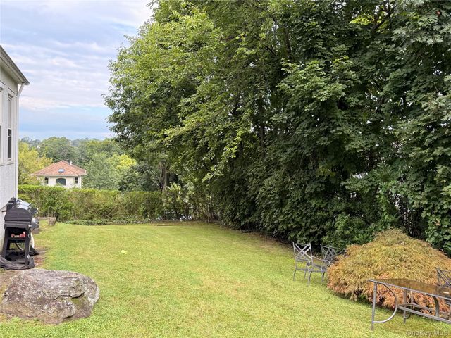 179 Woodruff Avenue, Scarsdale, NY 10583