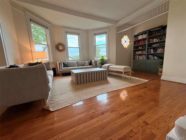 179 Woodruff Avenue, Scarsdale, NY 10583
