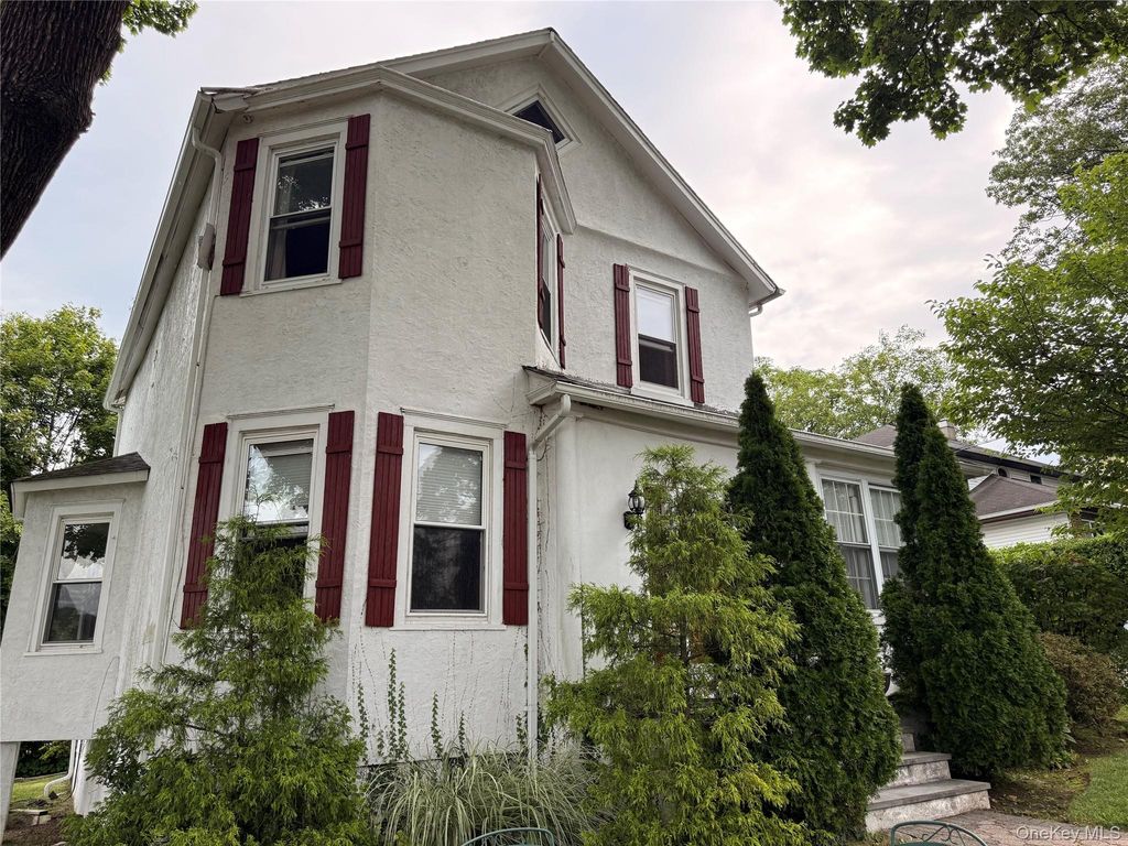 179 Woodruff Avenue, Scarsdale, NY 10583