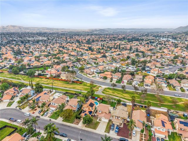 16398 Heather Glen, Moreno Valley, CA 92551