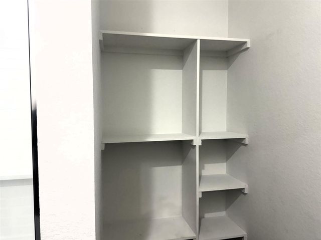 519 Louis Lane, Baytown, TX 77523