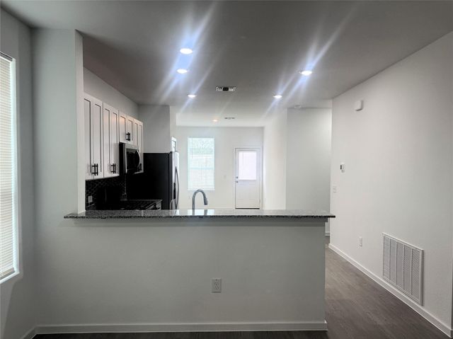 519 Louis Lane, Baytown, TX 77523