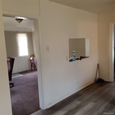 11137 Balfour Road, Detroit, MI 48224