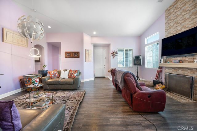 44528 Camolin Lane, Lancaster, CA 93534