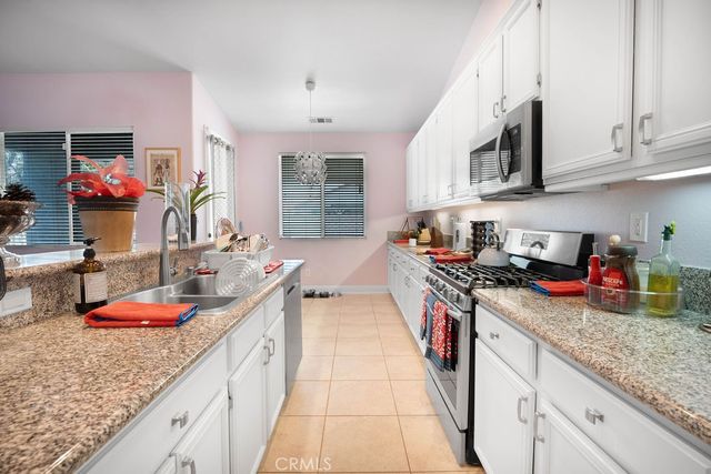 44528 Camolin Lane, Lancaster, CA 93534