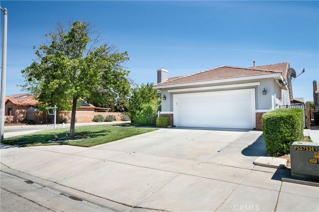 44528 Camolin Lane, Lancaster, CA 93534