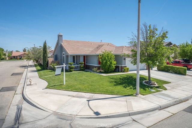 44528 Camolin Lane, Lancaster, CA 93534