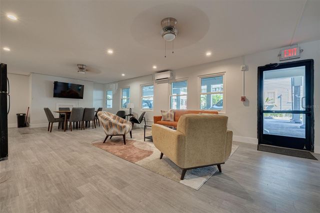 841 4TH AVENUE N 38, St Petersburg, FL 33701