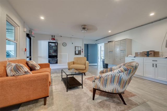 841 4TH AVENUE N 38, St Petersburg, FL 33701