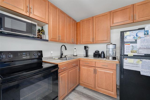 841 4TH AVENUE N 38, St Petersburg, FL 33701